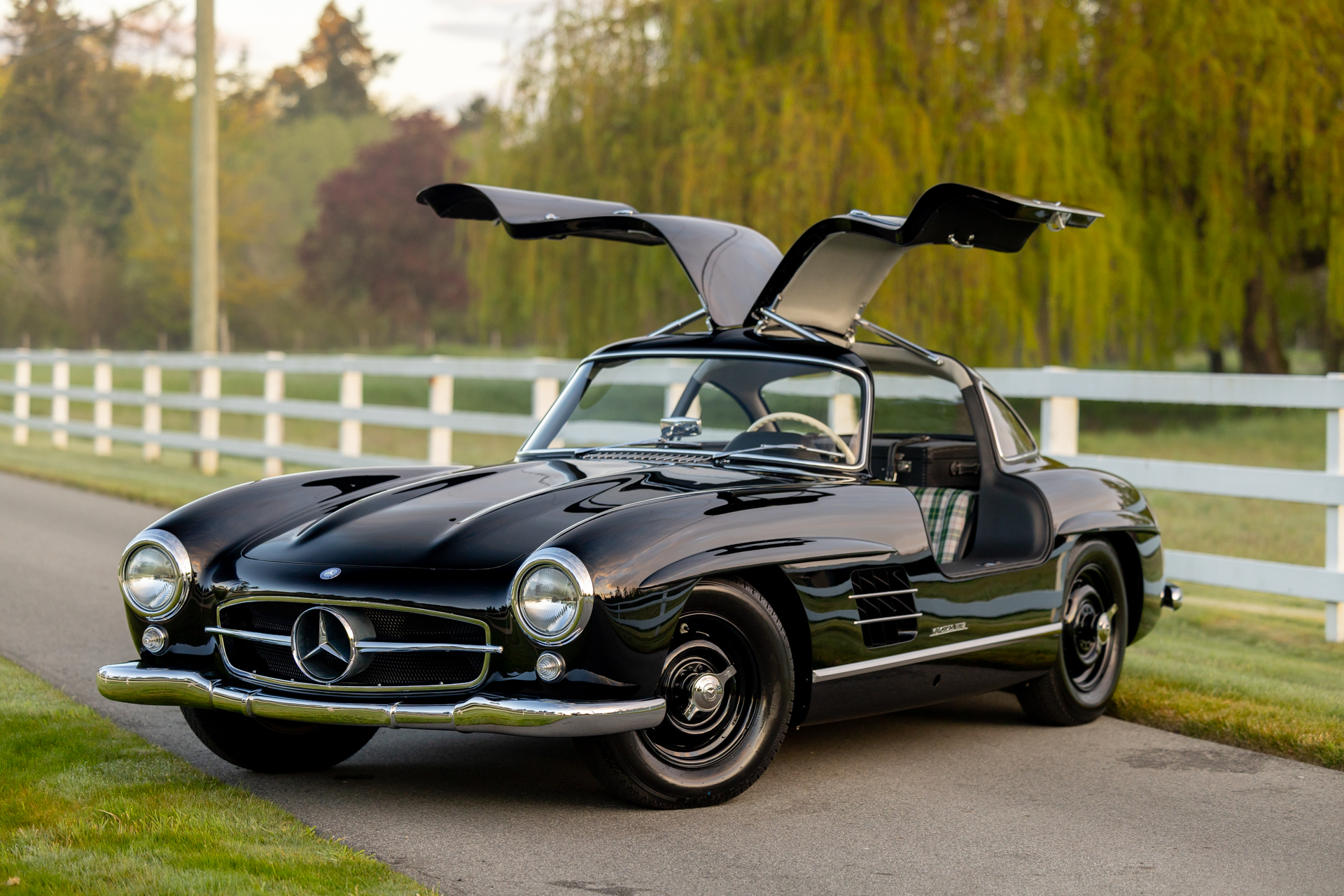 Coachwerks Restoration Victoria, BC 1955 Mercedes-Benz 300SL